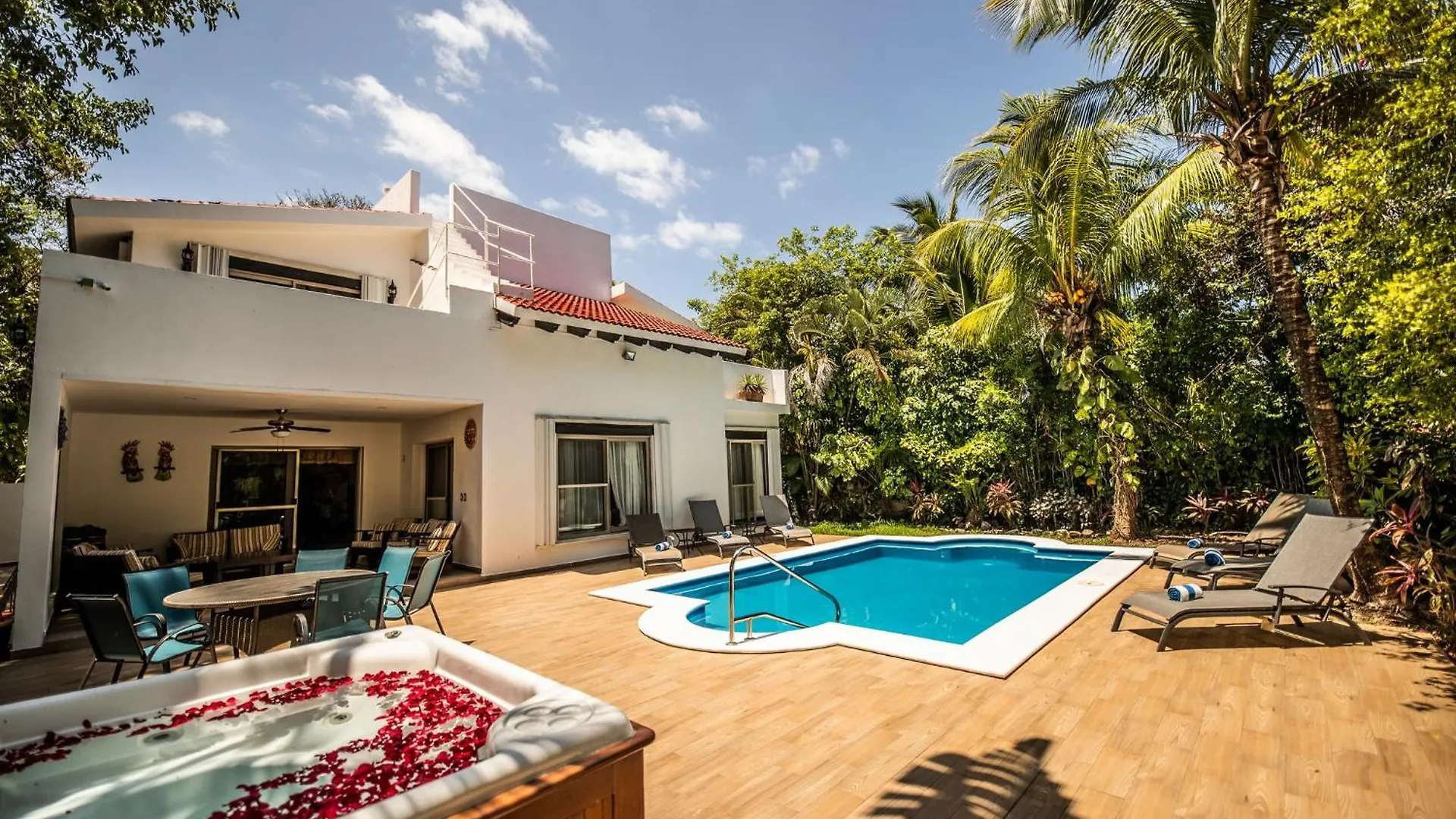 Villa Holiday, Weekly Monthly Discount Private Pool, Bbq, Family Friendly Playa del Carmen