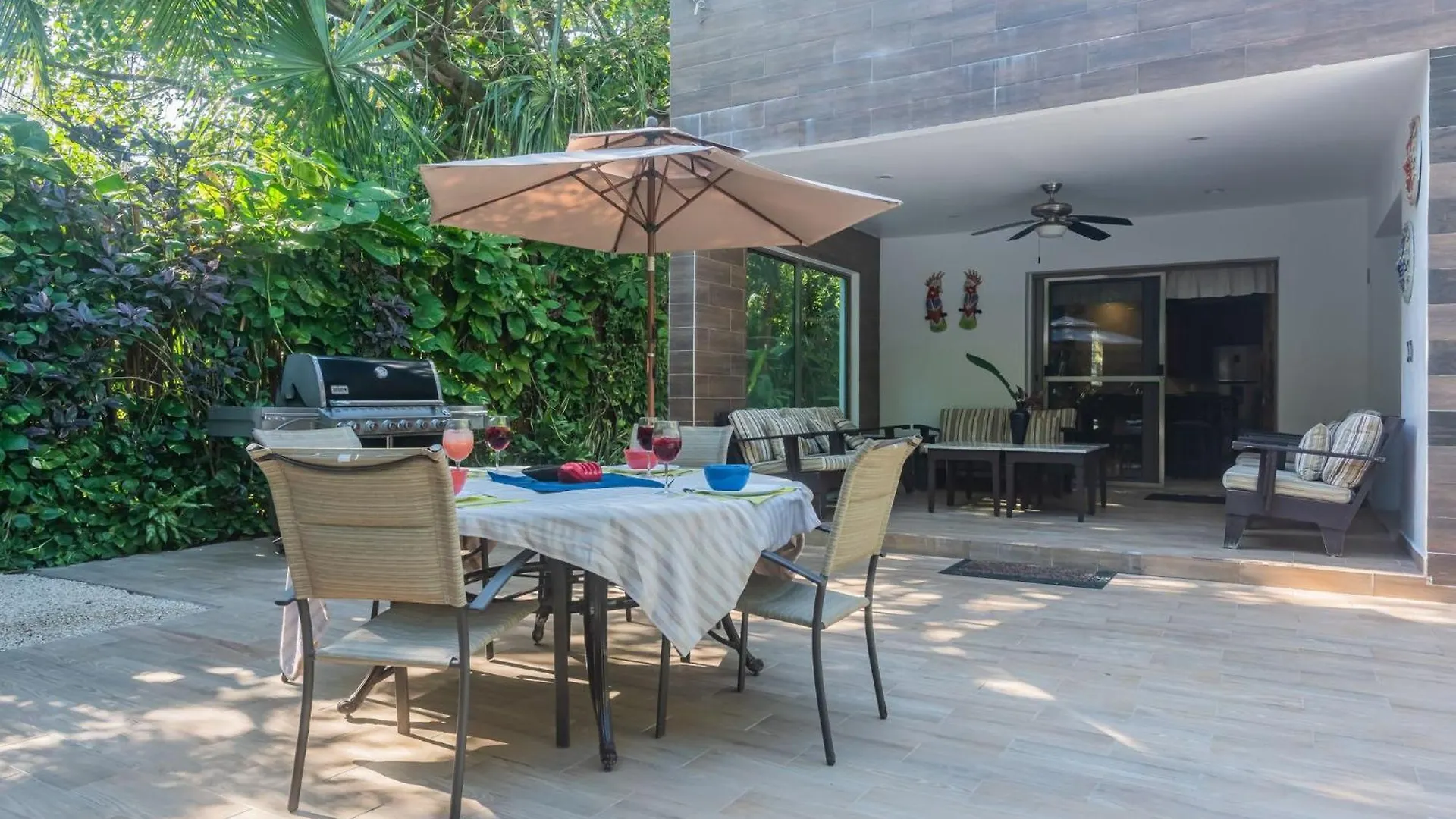 Villa Holiday, Weekly Monthly Discount Private Pool, Bbq, Family Friendly Playa del Carmen 0*,  Mexico