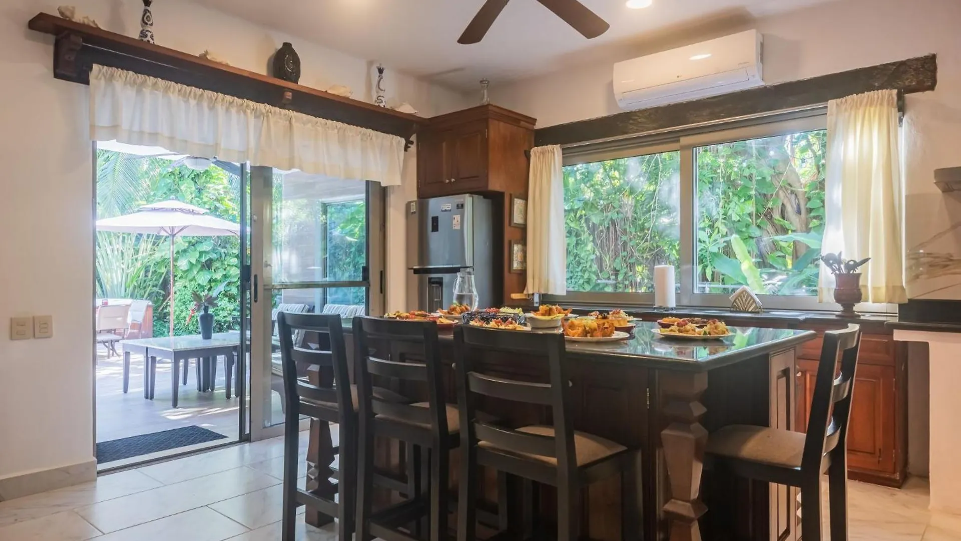 Villa Holiday, Weekly Monthly Discount Private Pool, Bbq, Family Friendly Playa del Carmen