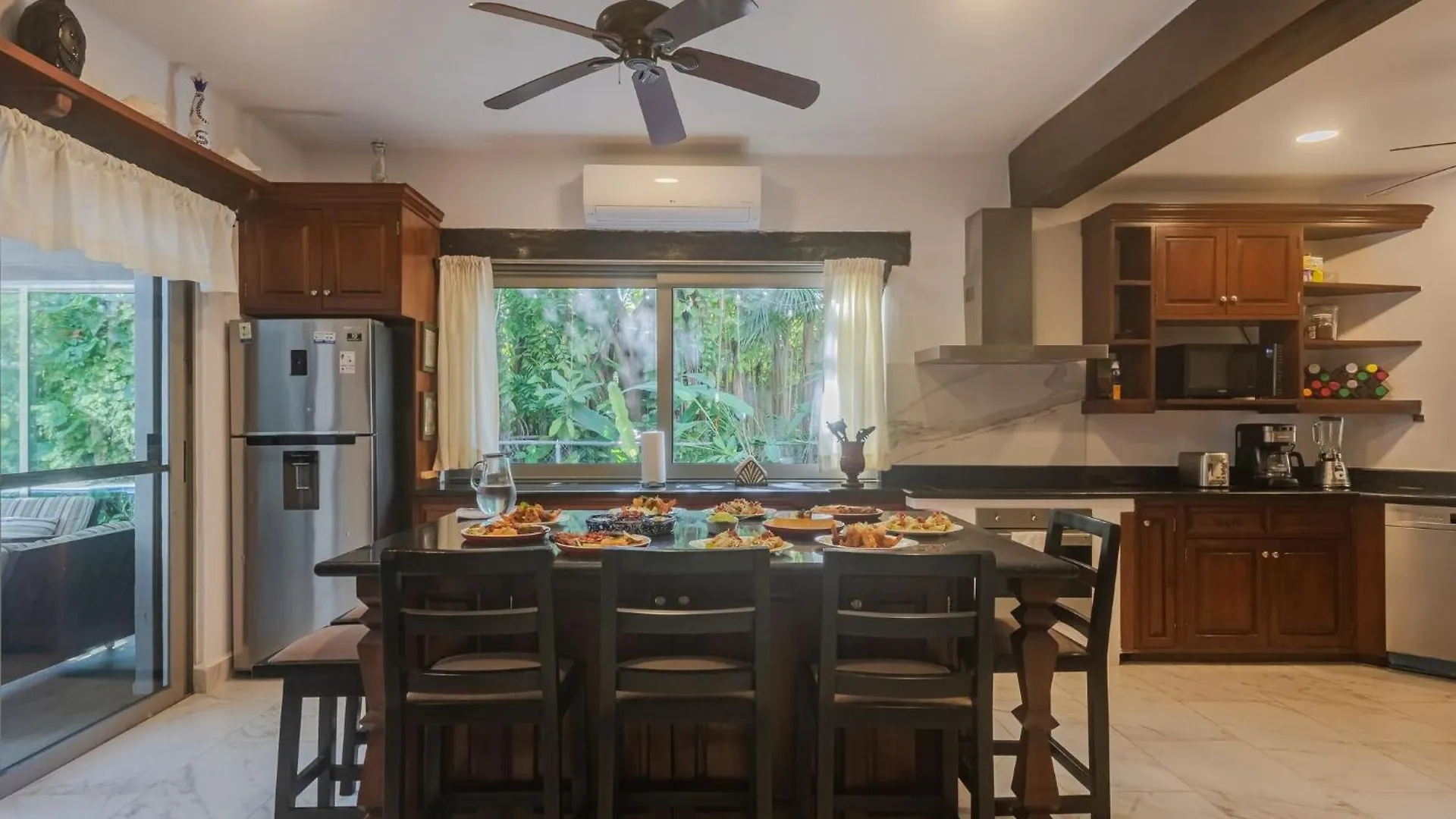 Villa Holiday, Weekly Monthly Discount Private Pool, Bbq, Family Friendly Playa del Carmen 0*,  Mexico