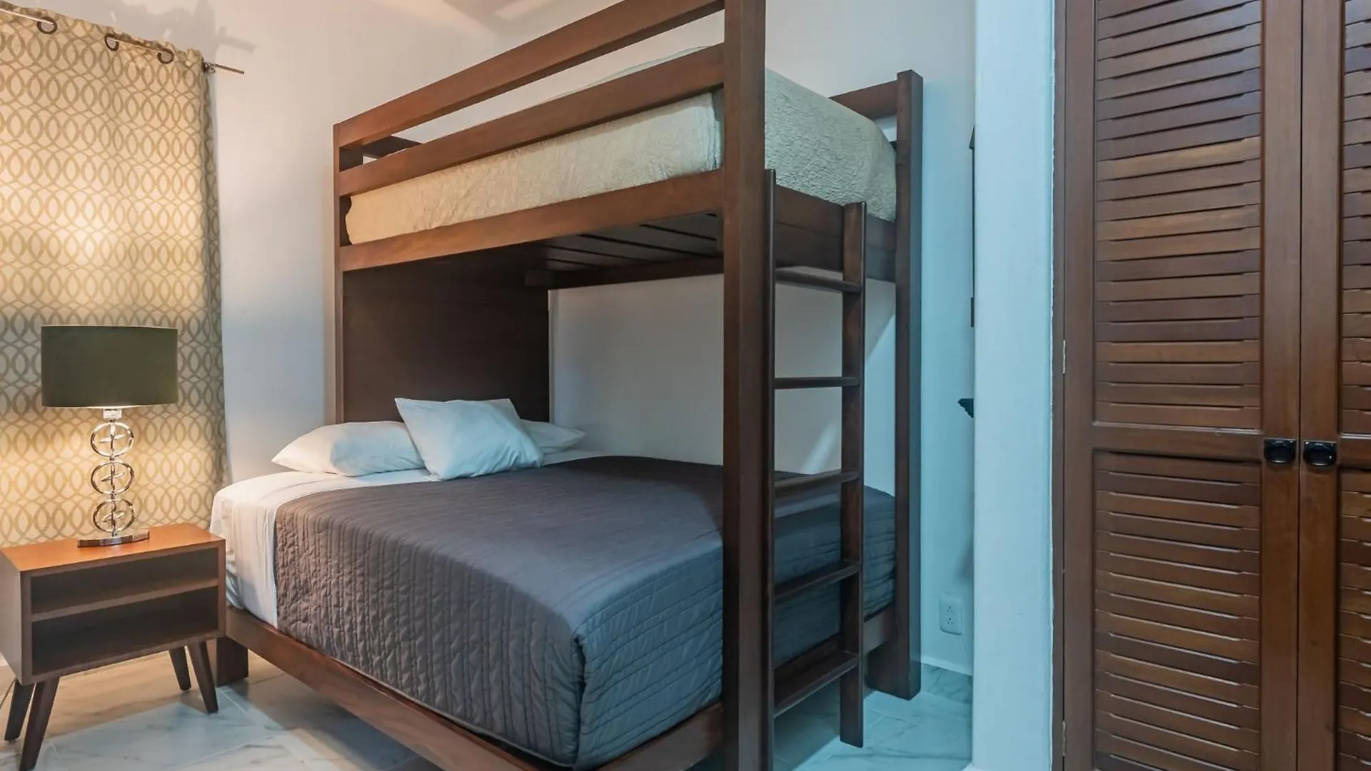 Villa Holiday, Weekly Monthly Discount Private Pool, Bbq, Family Friendly Playa del Carmen 0*,  Mexico