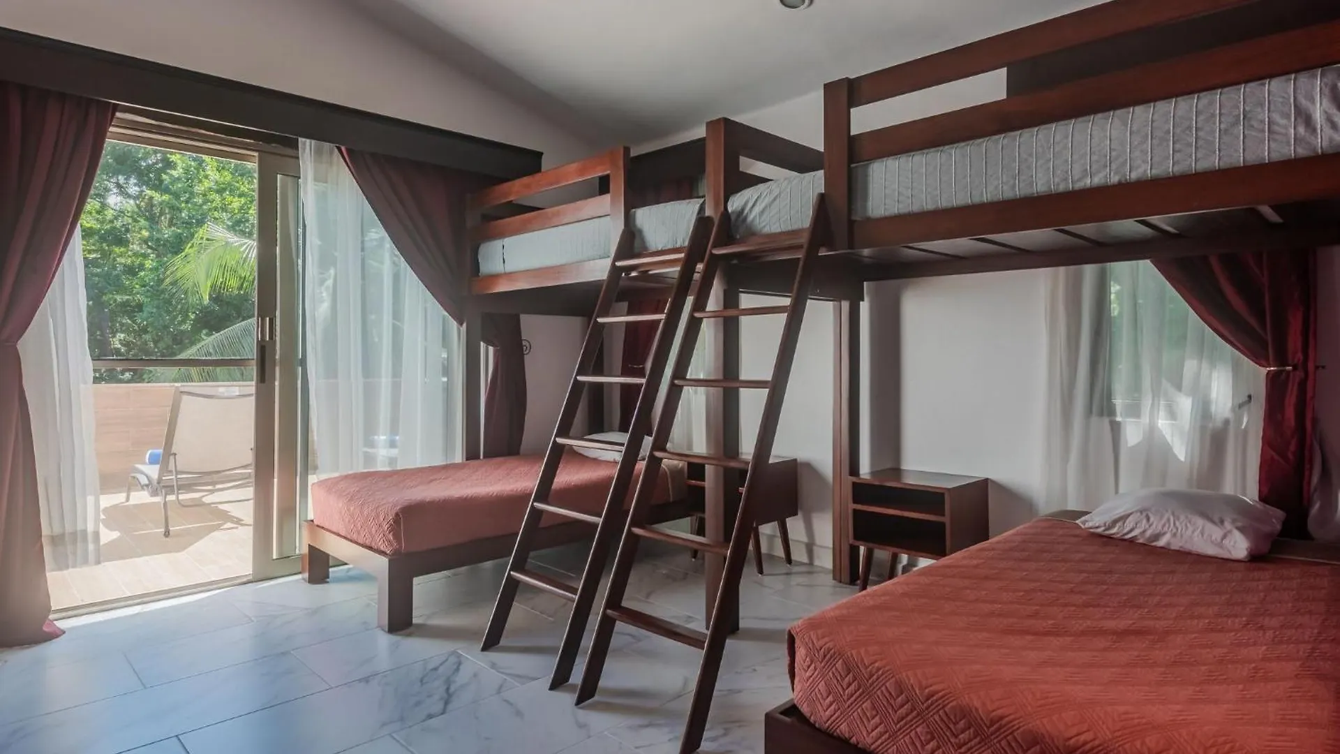 Villa Holiday, Weekly Monthly Discount Private Pool, Bbq, Family Friendly Playa del Carmen