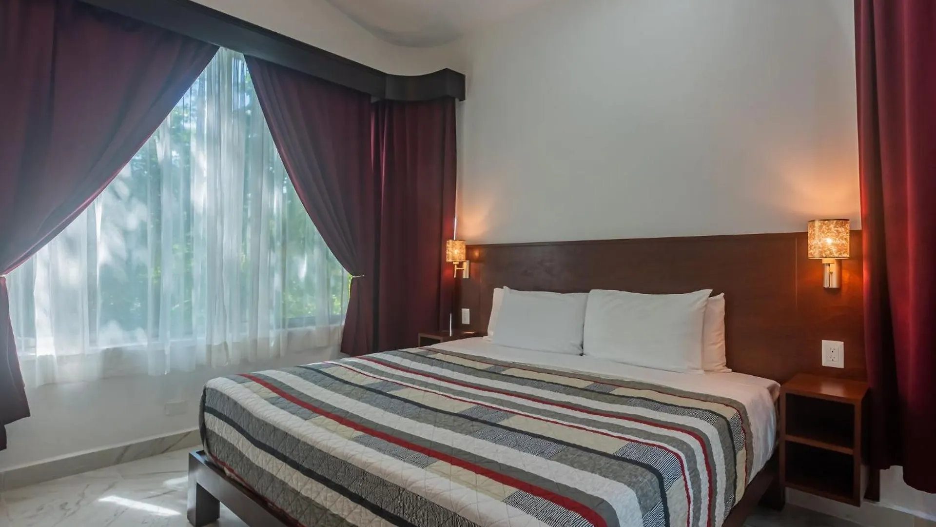 Villa Holiday, Weekly Monthly Discount Private Pool, Bbq, Family Friendly Playa del Carmen